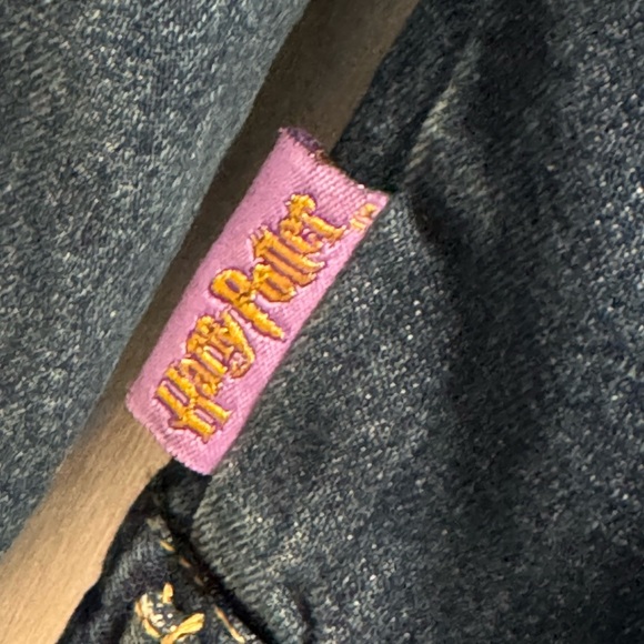Harry Potter Gryffindor Jean Jacket size Medium - Picture 5 of 6